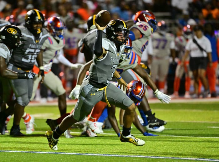 East St Louis St Frances Academy Illinois Maryland football 9-2-23 Tim Vizer 23617